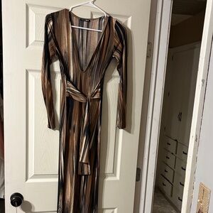 Fashion Nova Brown and Black Long Sleeve Dress